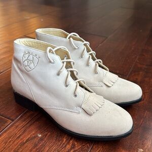 Ariat Women’s ATS Beige Leather Lace Up Kiltie Tassel Paddock Cottage Boots Sz 8